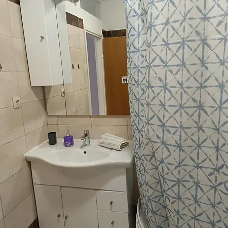 Apartment Leonica *
